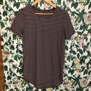 Lululemon om tree with side slits size 4